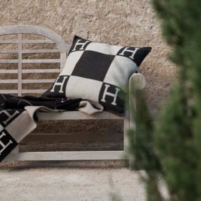 ホーム テキスタイル | エルメス | Hermès - エルメス-公式サイト